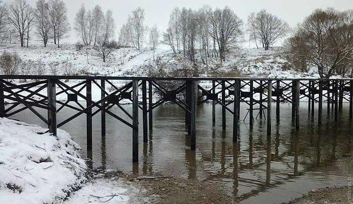 Свайные мосты: надежное решение для преодоления водных преград в Видном от 56925 руб